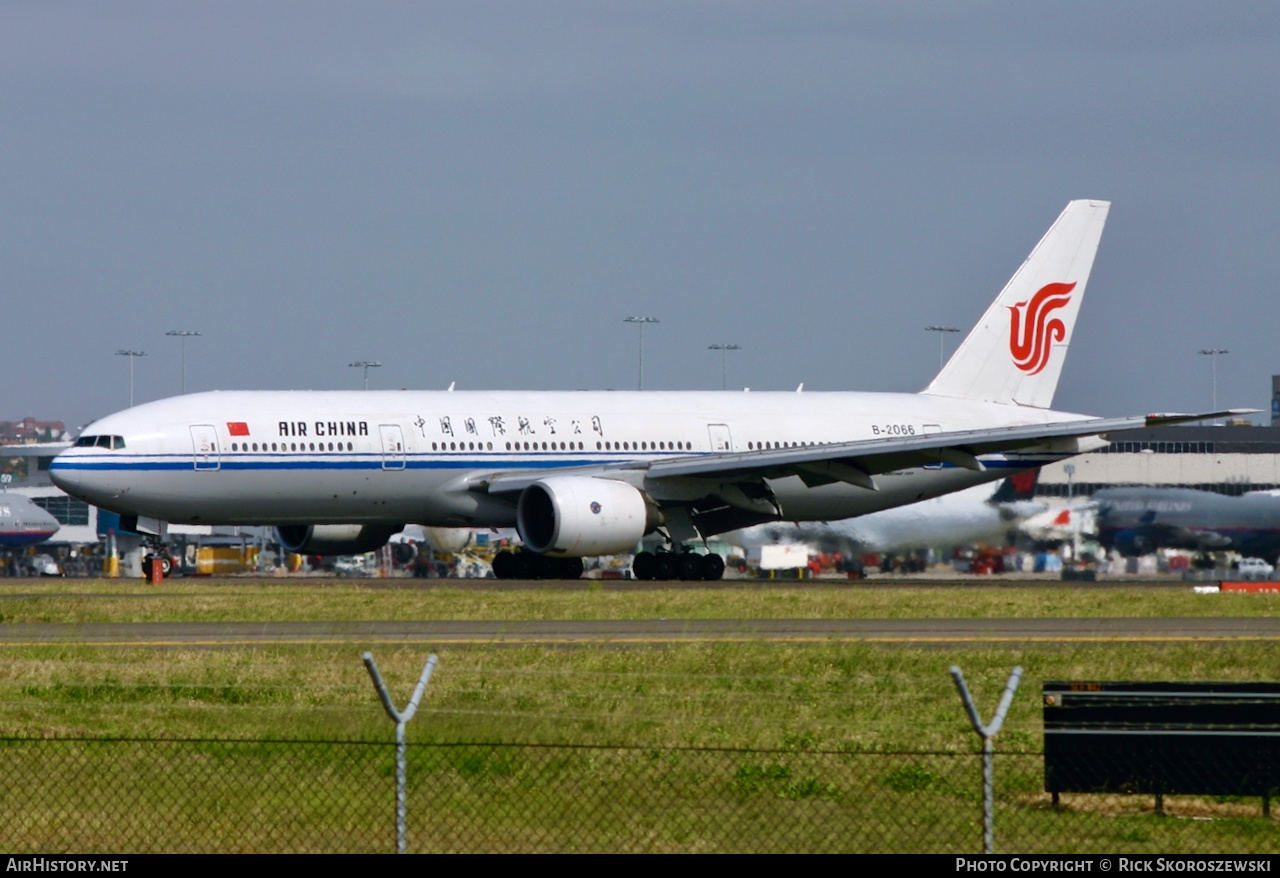 Aircraft Photo of B-2066 | Boeing 777-2J6 | Air China | AirHistory.net #371584