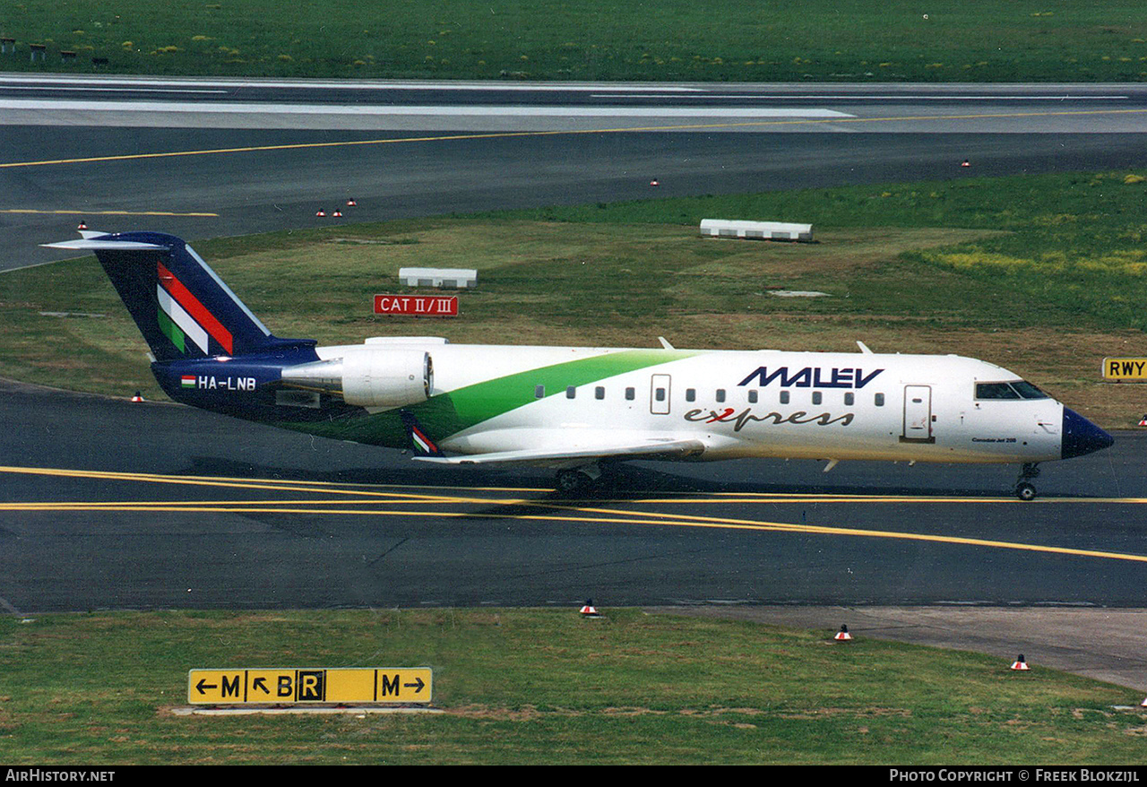 Aircraft Photo of HA-LNB | Bombardier CRJ-200ER (CL-600-2B19) | Malév Express | AirHistory.net #371671