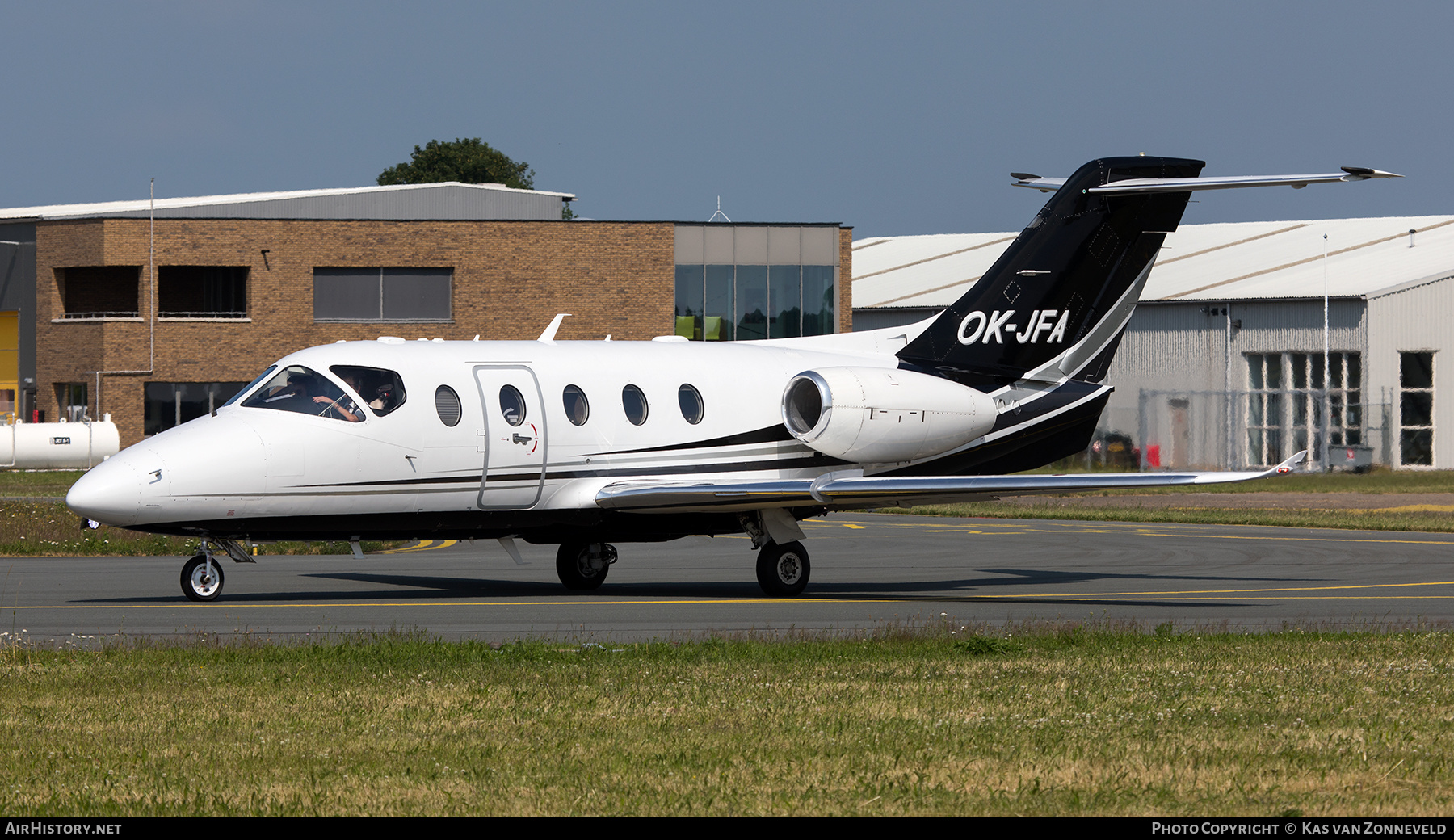 Aircraft Photo of OK-JFA | Beech Beechjet 400A/Nextant N400XT | AirHistory.net #371862