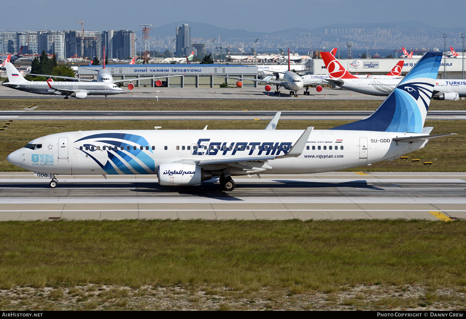 Aircraft Photo of SU-GDD | Boeing 737-866 | EgyptAir | AirHistory.net #371896