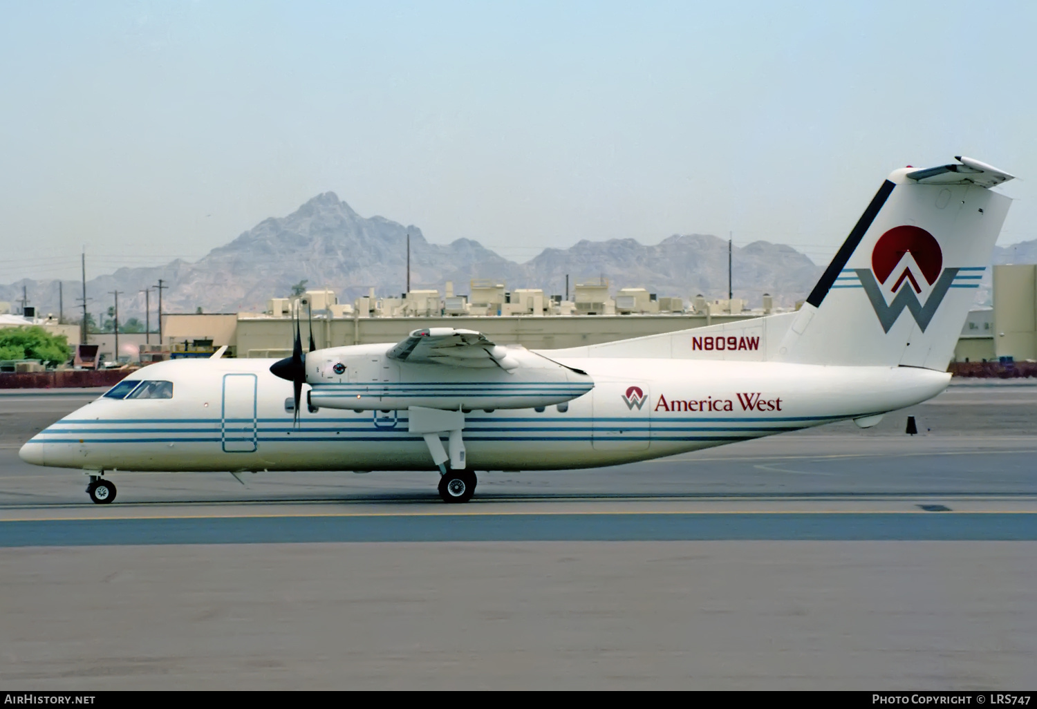 Aircraft Photo of N809AW | De Havilland Canada DHC-8-102 Dash 8 | America West Airlines | AirHistory.net #371917