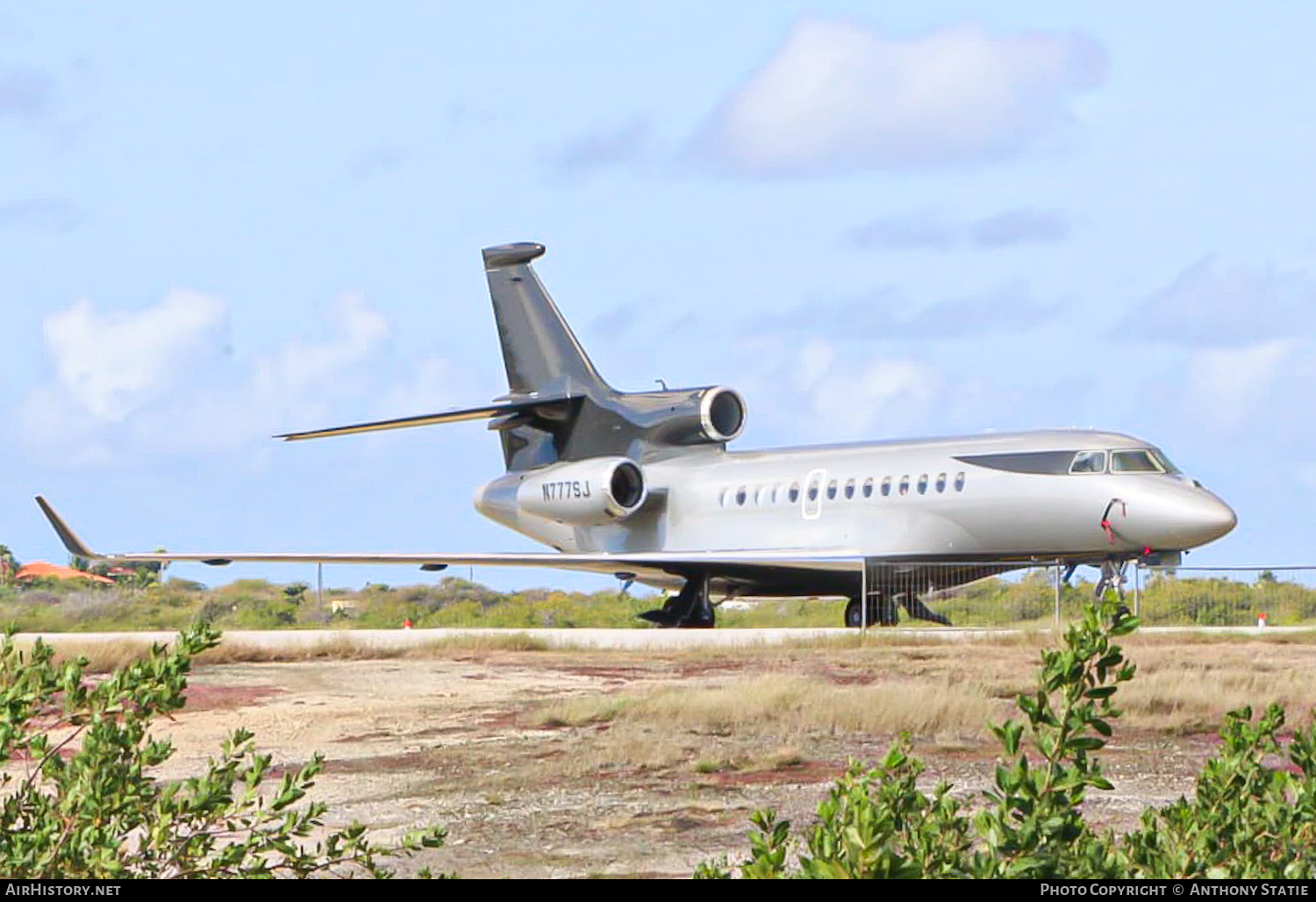 Aircraft Photo of N777SJ | Dassault Falcon 7X | AirHistory.net #371977