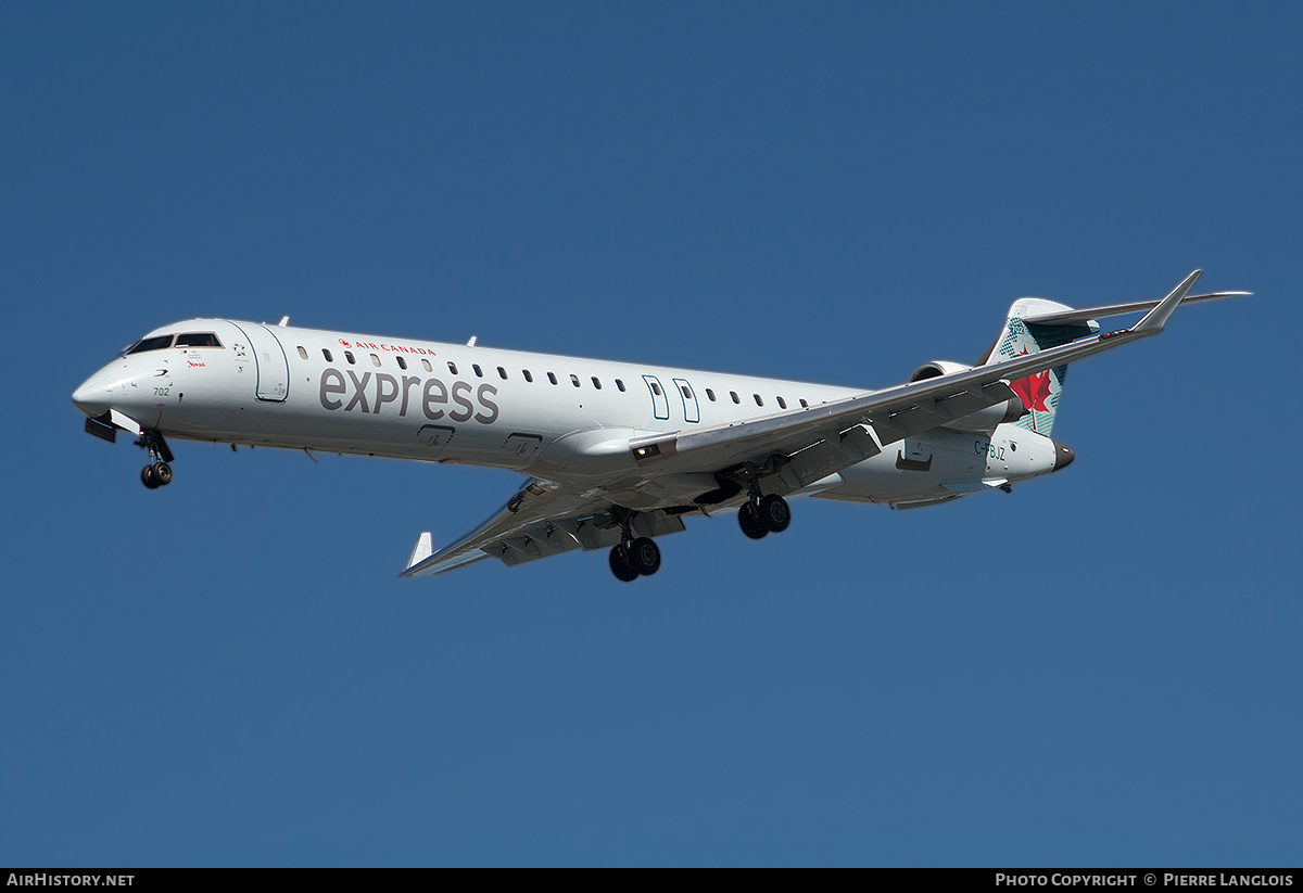 Aircraft Photo of C-FBJZ | Bombardier CRJ-705 (CL-600-2D15) | Air Canada Express | AirHistory.net #372071