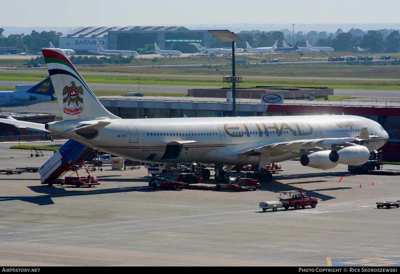 Aircraft Photo of A6-EYC | Airbus A340-313X | Etihad Airways | AirHistory.net #372086