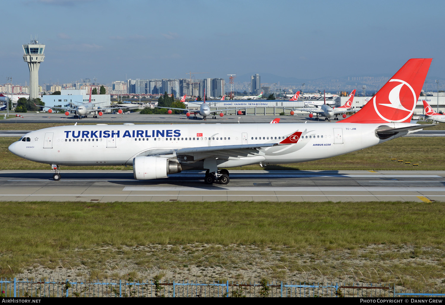 Aircraft Photo of TC-JIM | Airbus A330-202 | Turkish Airlines | AirHistory.net #372140