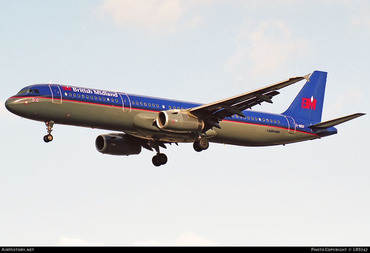 Aircraft Photo of G-MIDF | Airbus A321-231 | British Midland Airways - BMA | AirHistory.net #372151