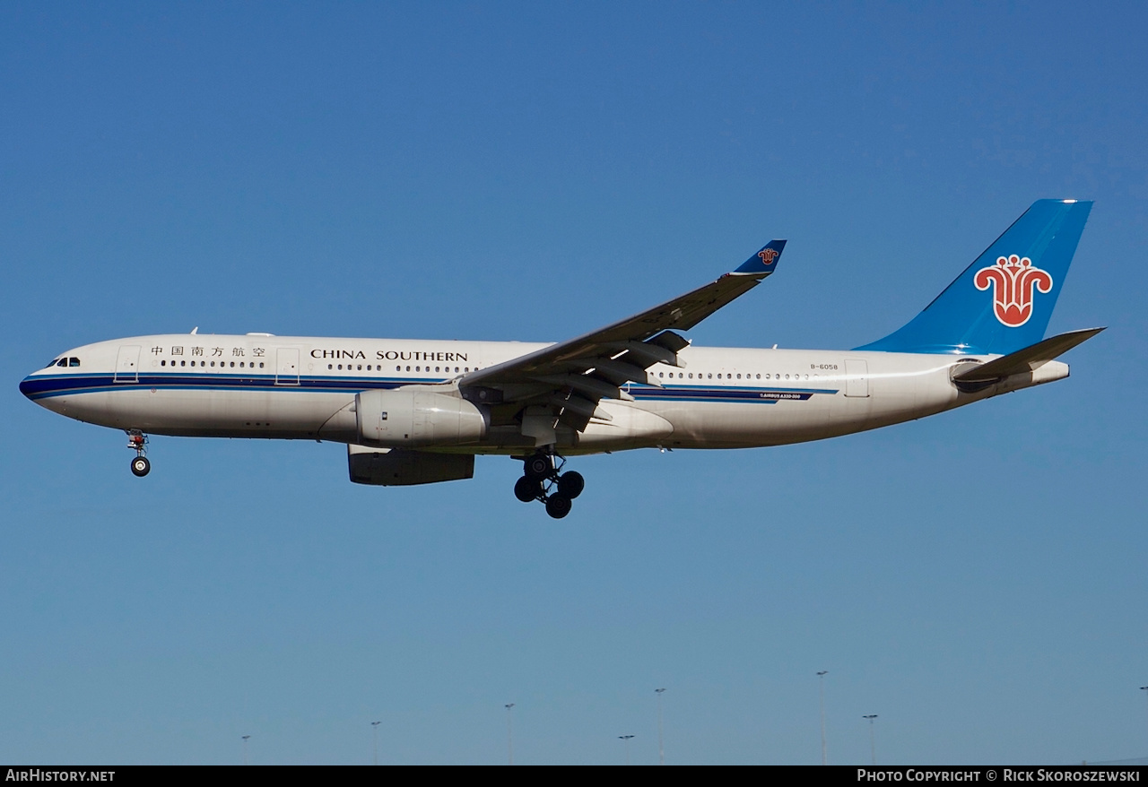 Aircraft Photo of B-6058 | Airbus A330-243 | China Southern Airlines | AirHistory.net #372155