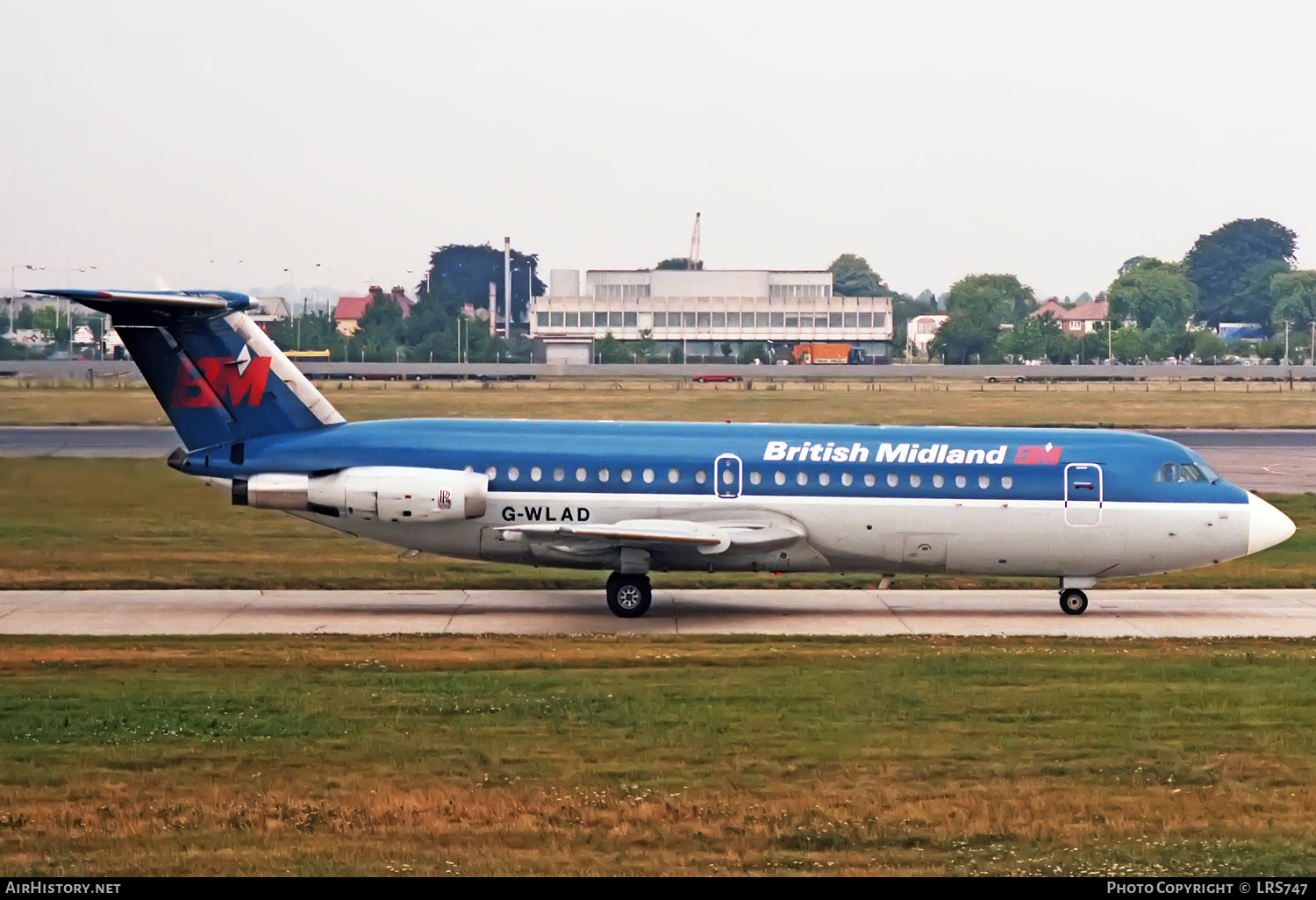 Aircraft Photo of G-WLAD | BAC 111-304AX One-Eleven | British Midland Airways - BMA | AirHistory.net #372190