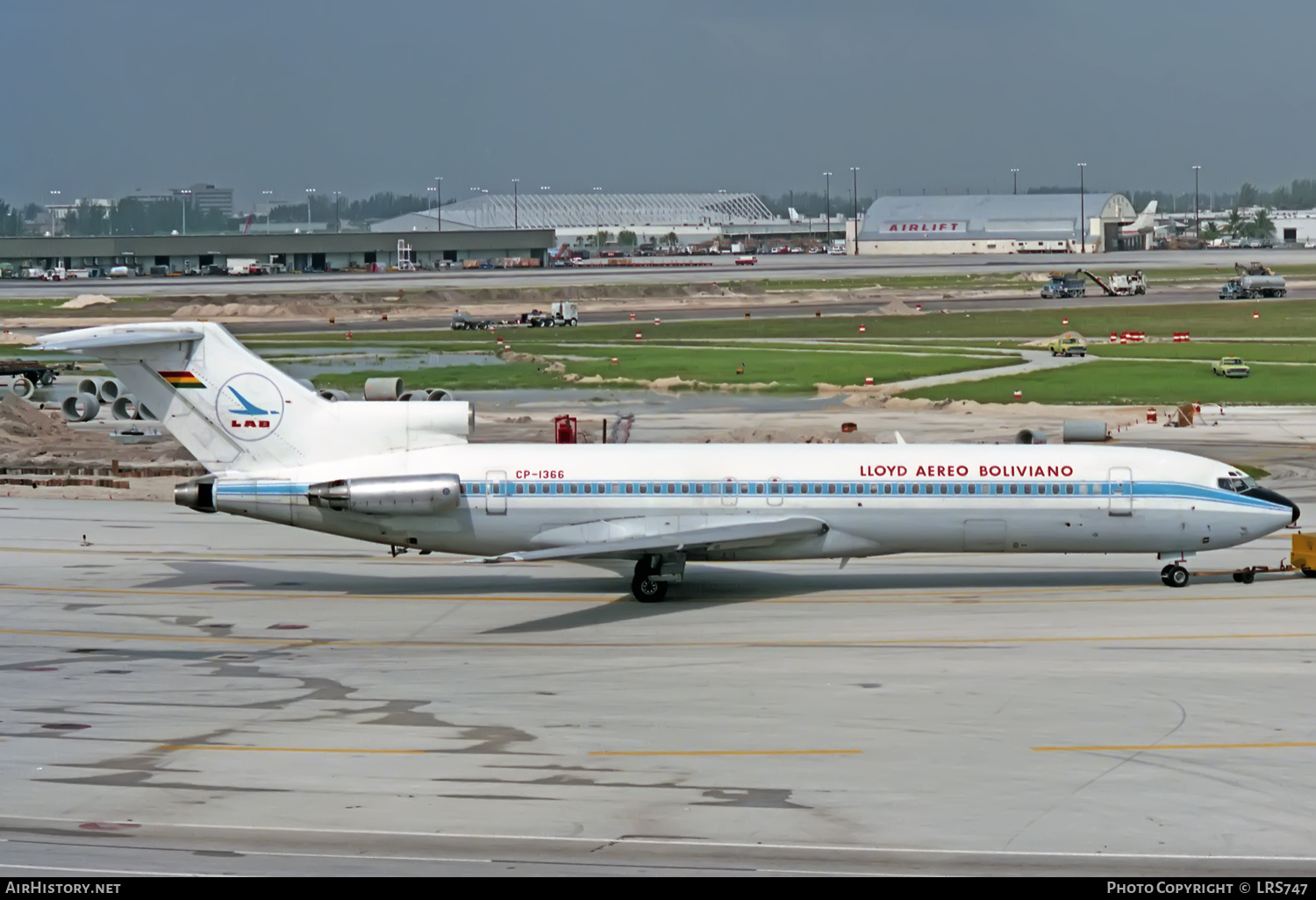 Aircraft Photo of CP-1366 | Boeing 727-2K3/Adv | Lloyd Aereo Boliviano - LAB | AirHistory.net #372205