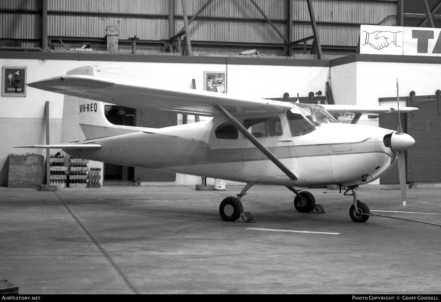 Aircraft Photo of VH-REQ | Cessna 182A | AirHistory.net #372315