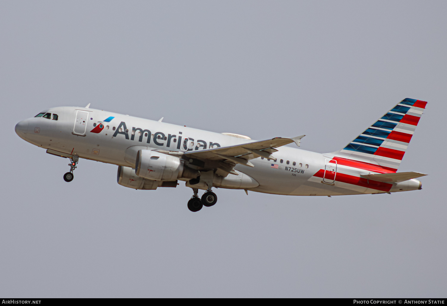 Aircraft Photo of N725UW | Airbus A319-112 | American Airlines | AirHistory.net #372318