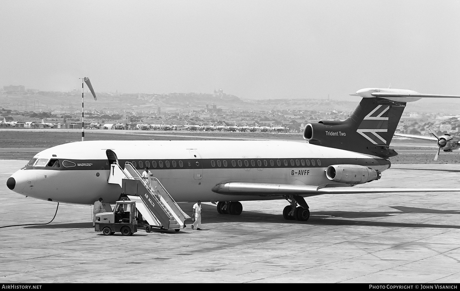 Aircraft Photo of G-AVFF | Hawker Siddeley HS-121 Trident 2E | British Airways | AirHistory.net #372320