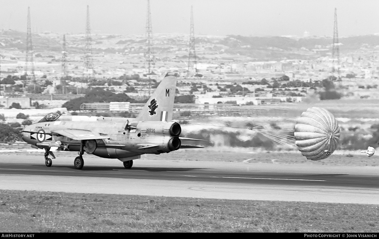 Aircraft Photo of XR720 | English Electric Lightning F3 | UK - Air Force | AirHistory.net #372326