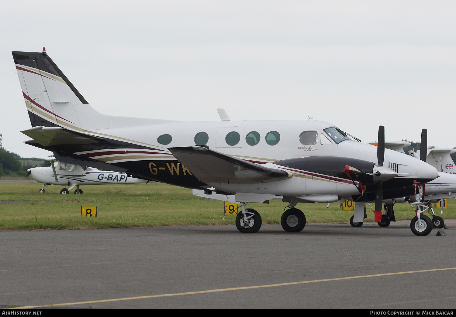 Aircraft Photo of G-WKTO | Beech E90 King Air | AirHistory.net #372333