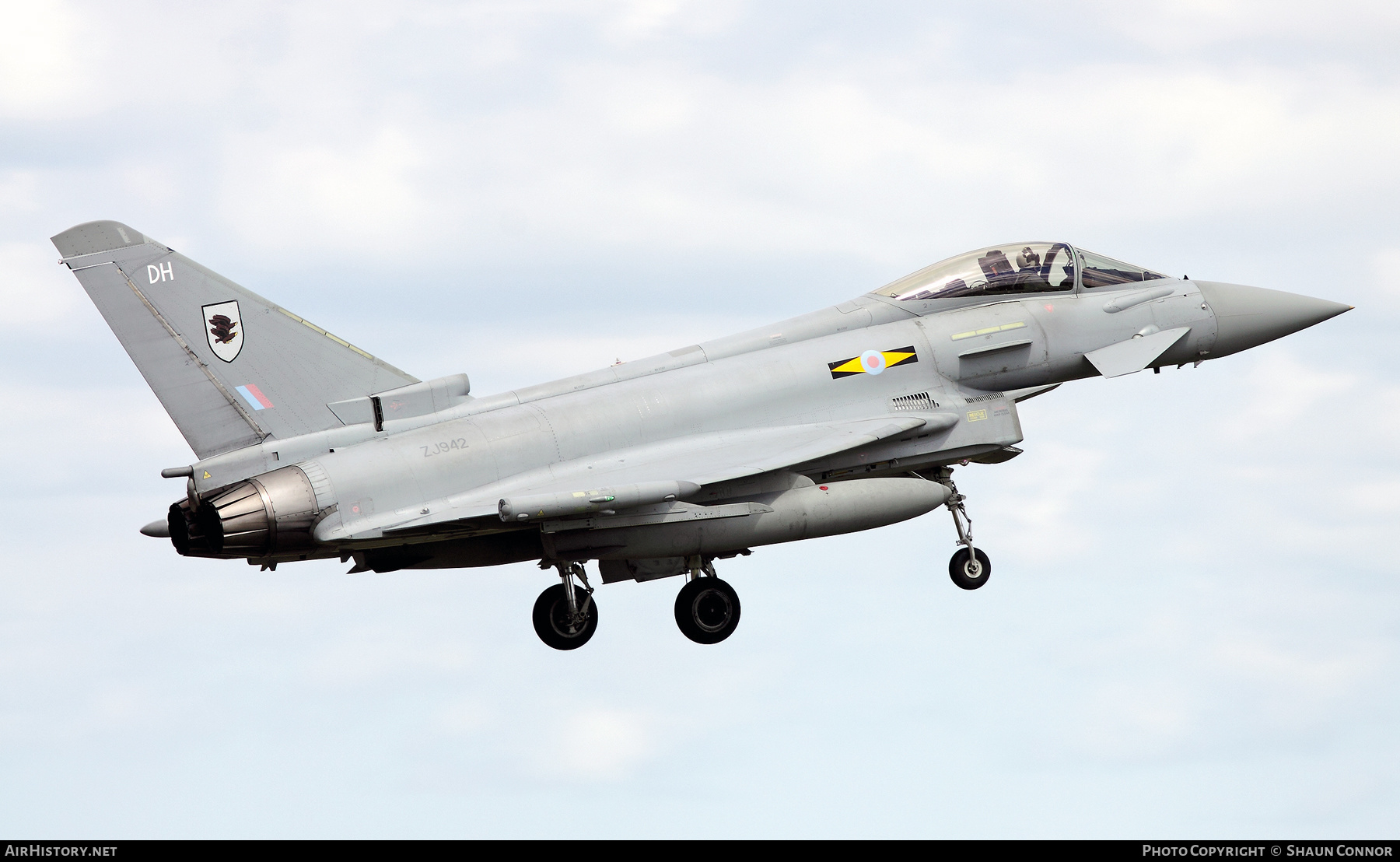 Aircraft Photo of ZJ942 | Eurofighter EF-2000 Typhoon FGR4 | UK - Air Force | AirHistory.net #372358