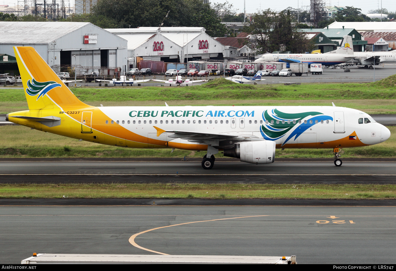 Aircraft Photo of RP-C3237 | Airbus A320-214 | Cebu Pacific Air | AirHistory.net #372382