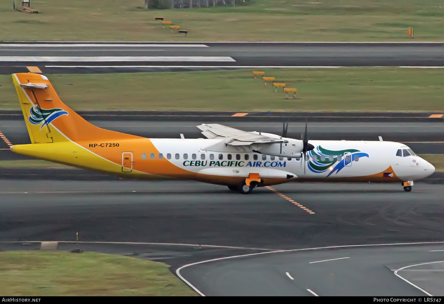 Aircraft Photo of RP-C7250 | ATR ATR-72-500 (ATR-72-212A) | Cebu Pacific Air | AirHistory.net #372385