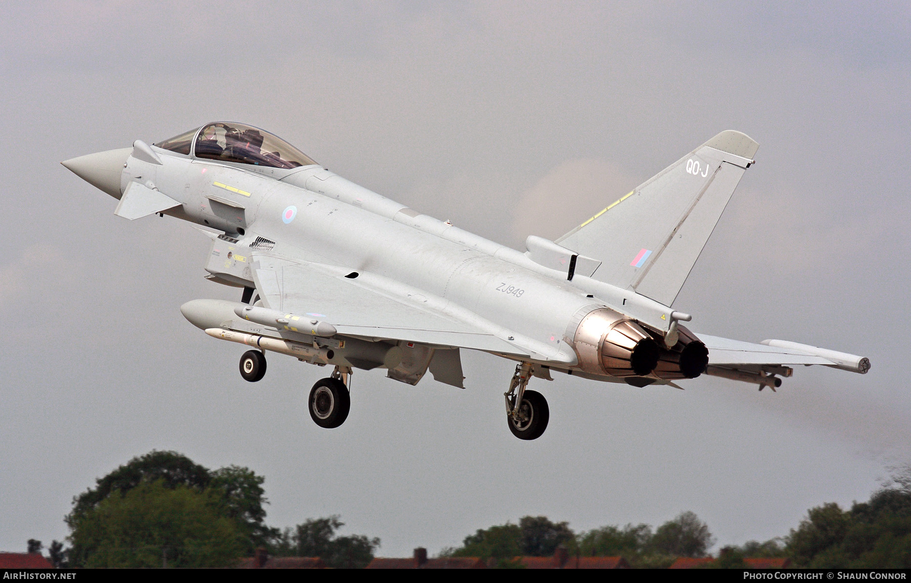 Aircraft Photo of ZJ949 | Eurofighter EF-2000 Typhoon FGR4 | UK - Air Force | AirHistory.net #372401