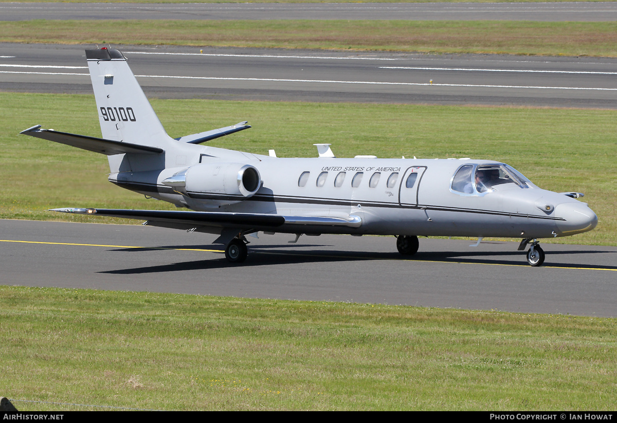 Aircraft Photo of 99-0100 / 90100 | Cessna UC-35A Citation Ultra (560) | USA - Army | AirHistory.net #372428
