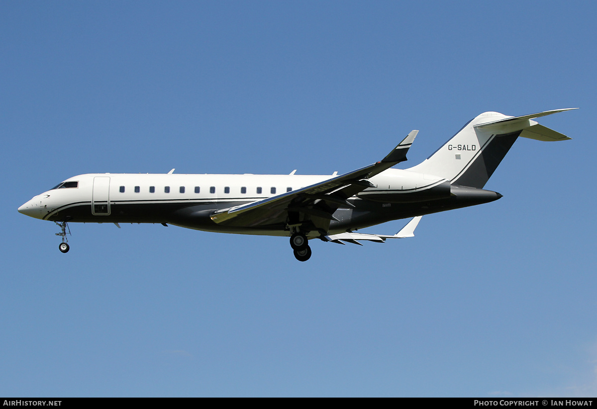 Aircraft Photo of G-SALD | Bombardier Global 6000 (BD-700-1A10) | AirHistory.net #372436