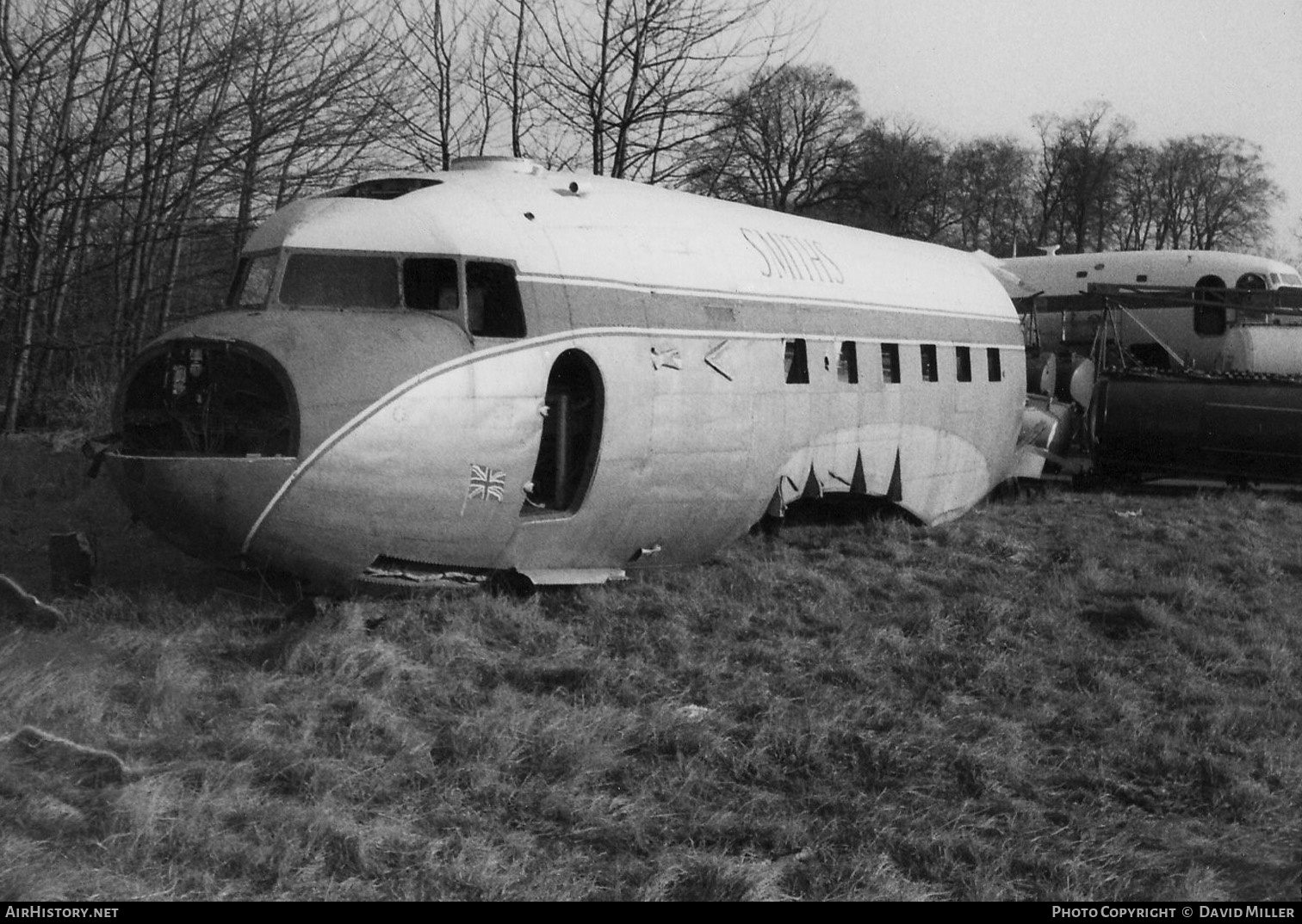 Aircraft Photo of G-AMZE | Douglas C-47B Dakota Mk.4 | Smiths Aviation Division | AirHistory.net #372524