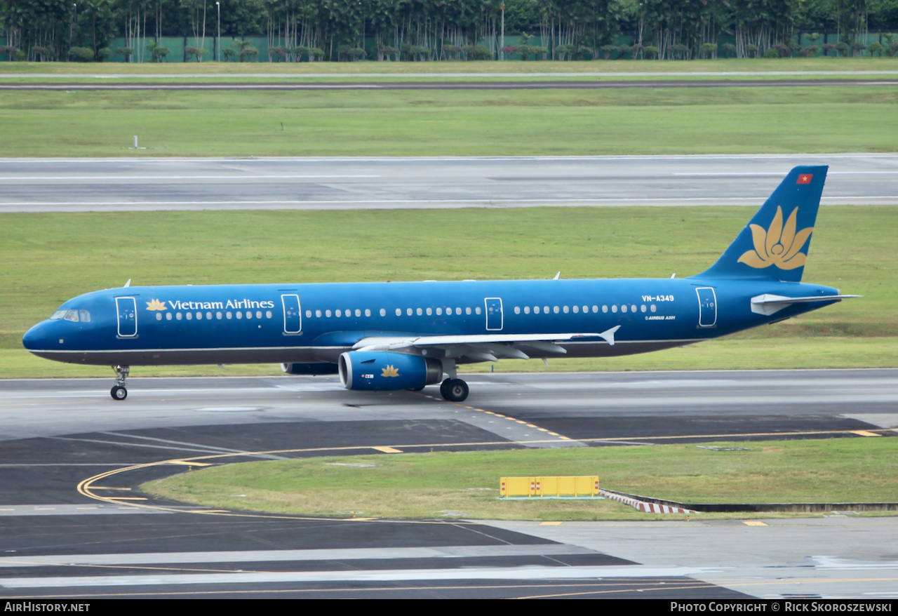 Aircraft Photo of VN-A349 | Airbus A321-231 | Vietnam Airlines | AirHistory.net #372583