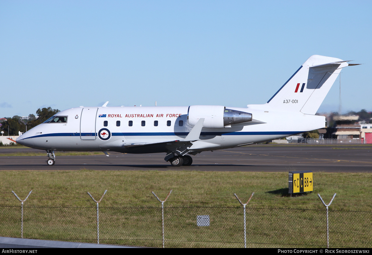 Aircraft Photo of A37-001 | Bombardier Challenger 604 (CL-600-2B16) | Australia - Air Force | AirHistory.net #372615