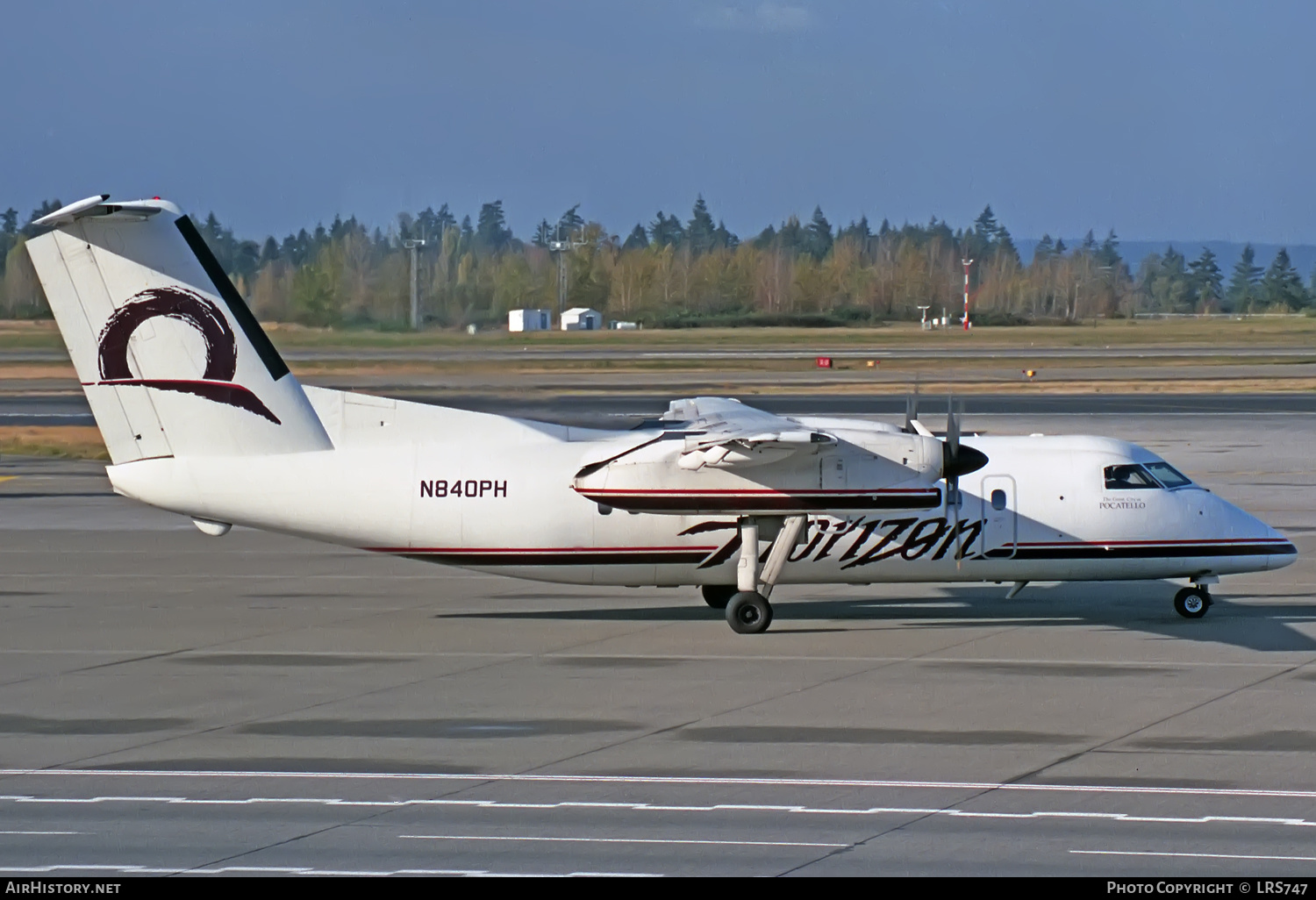 Aircraft Photo of N840PH | De Havilland Canada DHC-8-102 Dash 8 | Horizon Air | AirHistory.net #372633