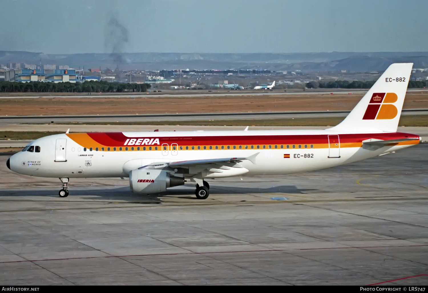 Aircraft Photo of EC-882 | Airbus A320-211 | Iberia | AirHistory.net #372662