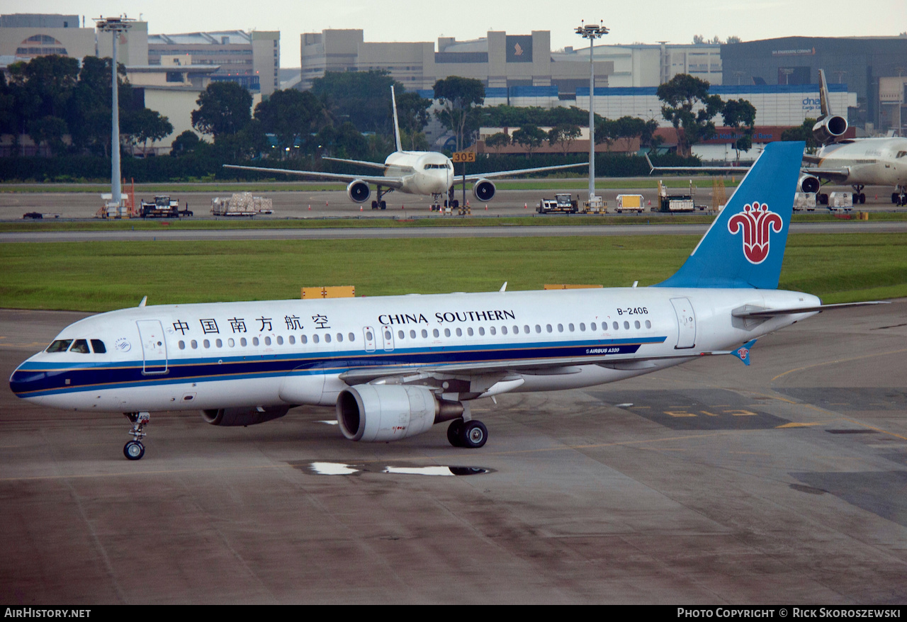 Aircraft Photo of B-2406 | Airbus A320-232 | China Southern Airlines | AirHistory.net #372855