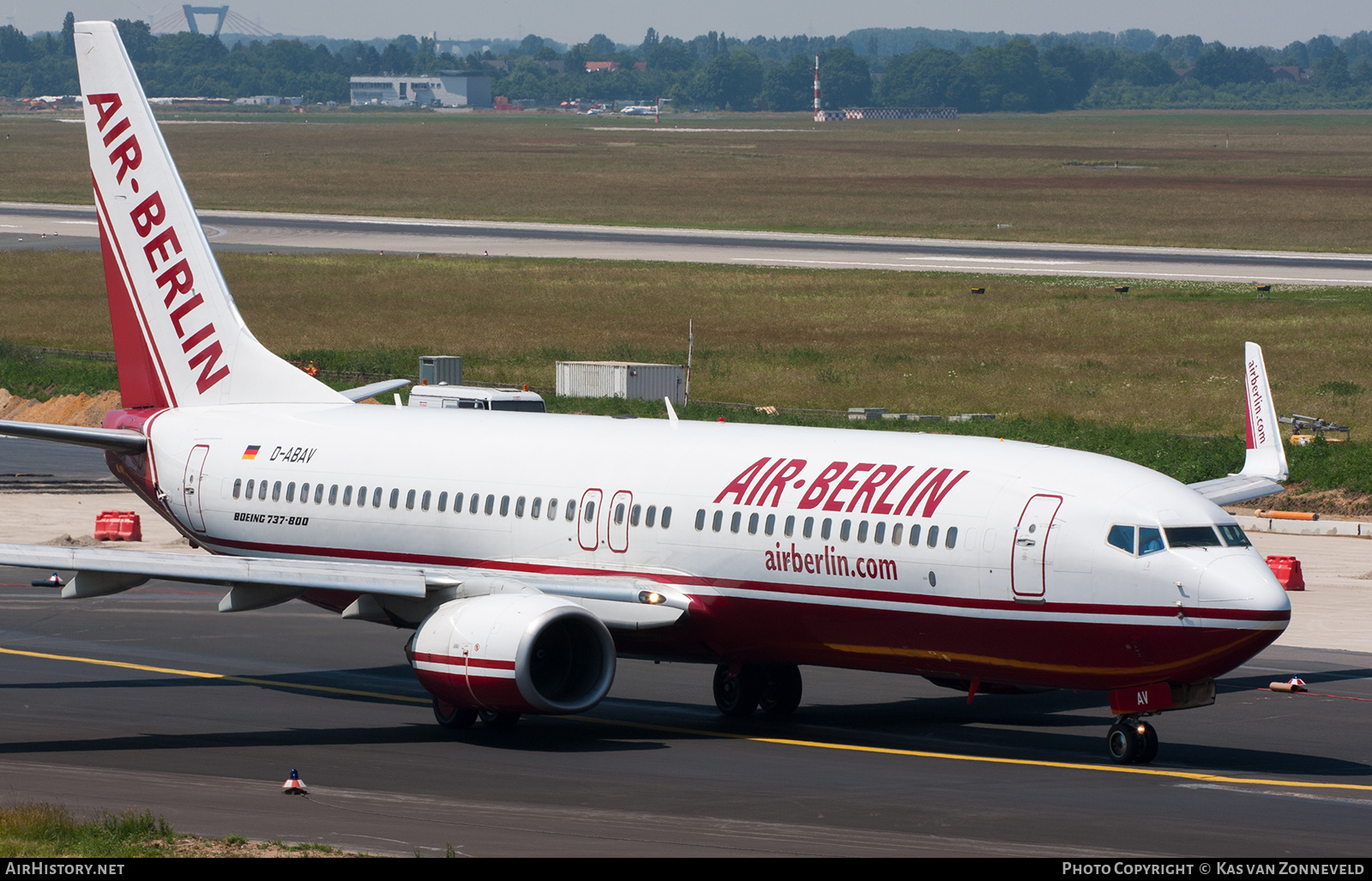 Aircraft Photo of D-ABAV | Boeing 737-86J | Air Berlin | AirHistory.net #372866