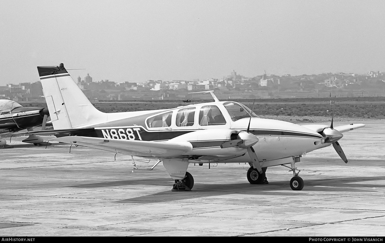 Aircraft Photo of N868T | Beech B55 Baron (95-B55) | AirHistory.net #372876