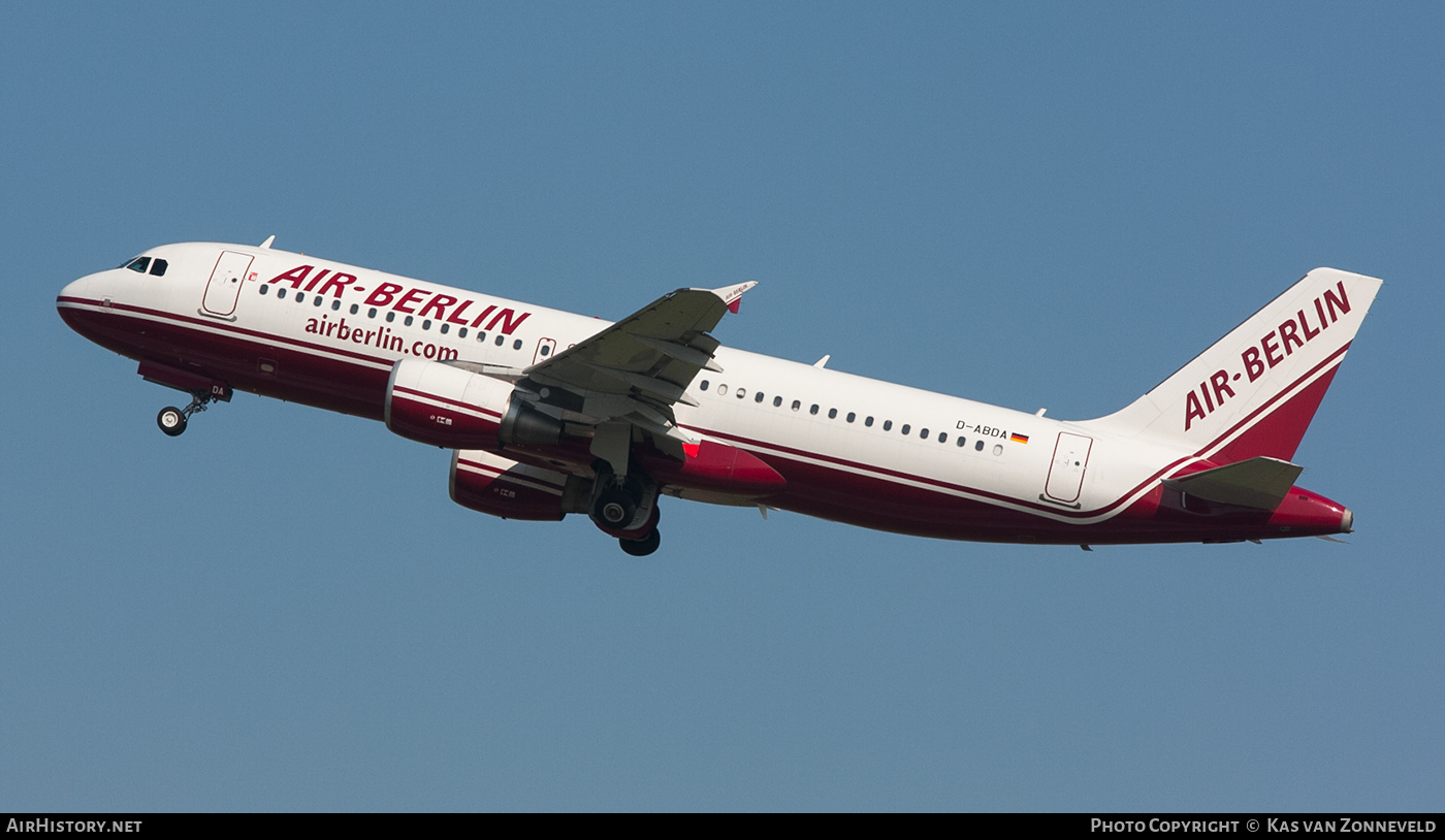 Aircraft Photo of D-ABDA | Airbus A320-214 | Air Berlin | AirHistory.net #372889