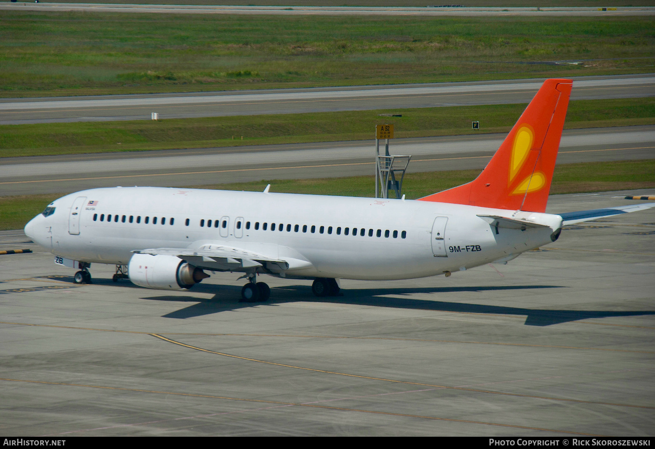 Aircraft Photo of 9M-FZB | Boeing 737-430 | AirHistory.net #372901