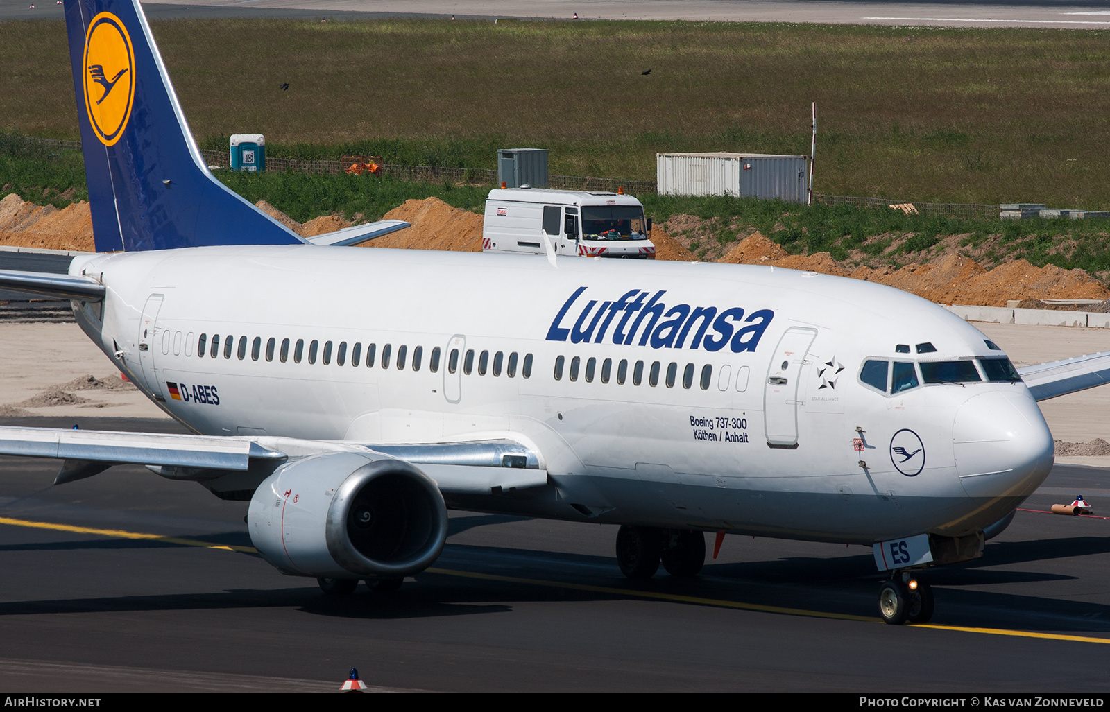 Aircraft Photo of D-ABES | Boeing 737-330 | Lufthansa | AirHistory.net #372907