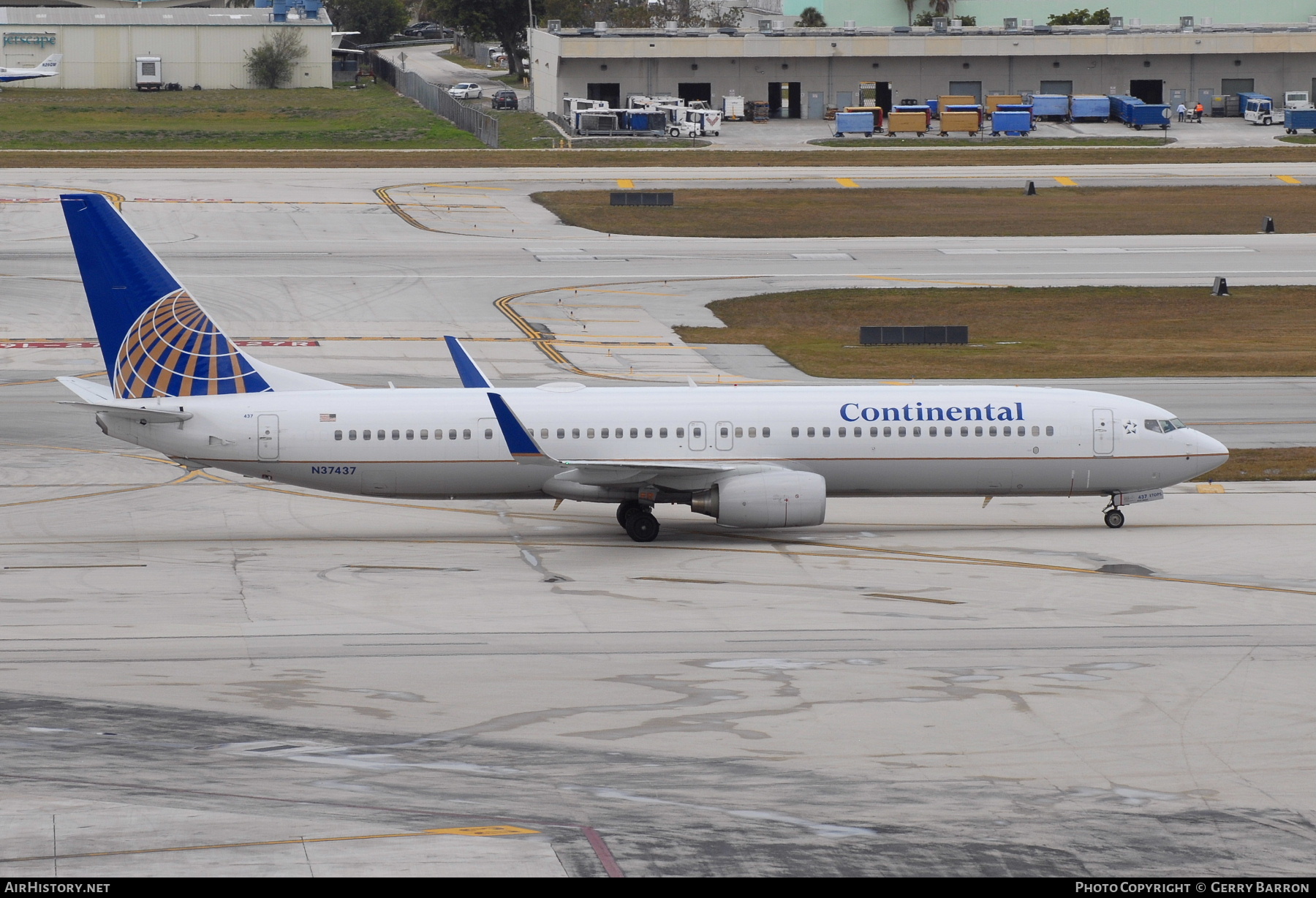 Aircraft Photo of N37437 | Boeing 737-924/ER | Continental Airlines | AirHistory.net #372928