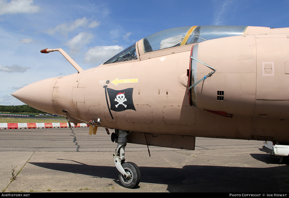 Aircraft Photo of XX889 | Hawker Siddeley Buccaneer S2B | UK - Air Force | AirHistory.net #372972