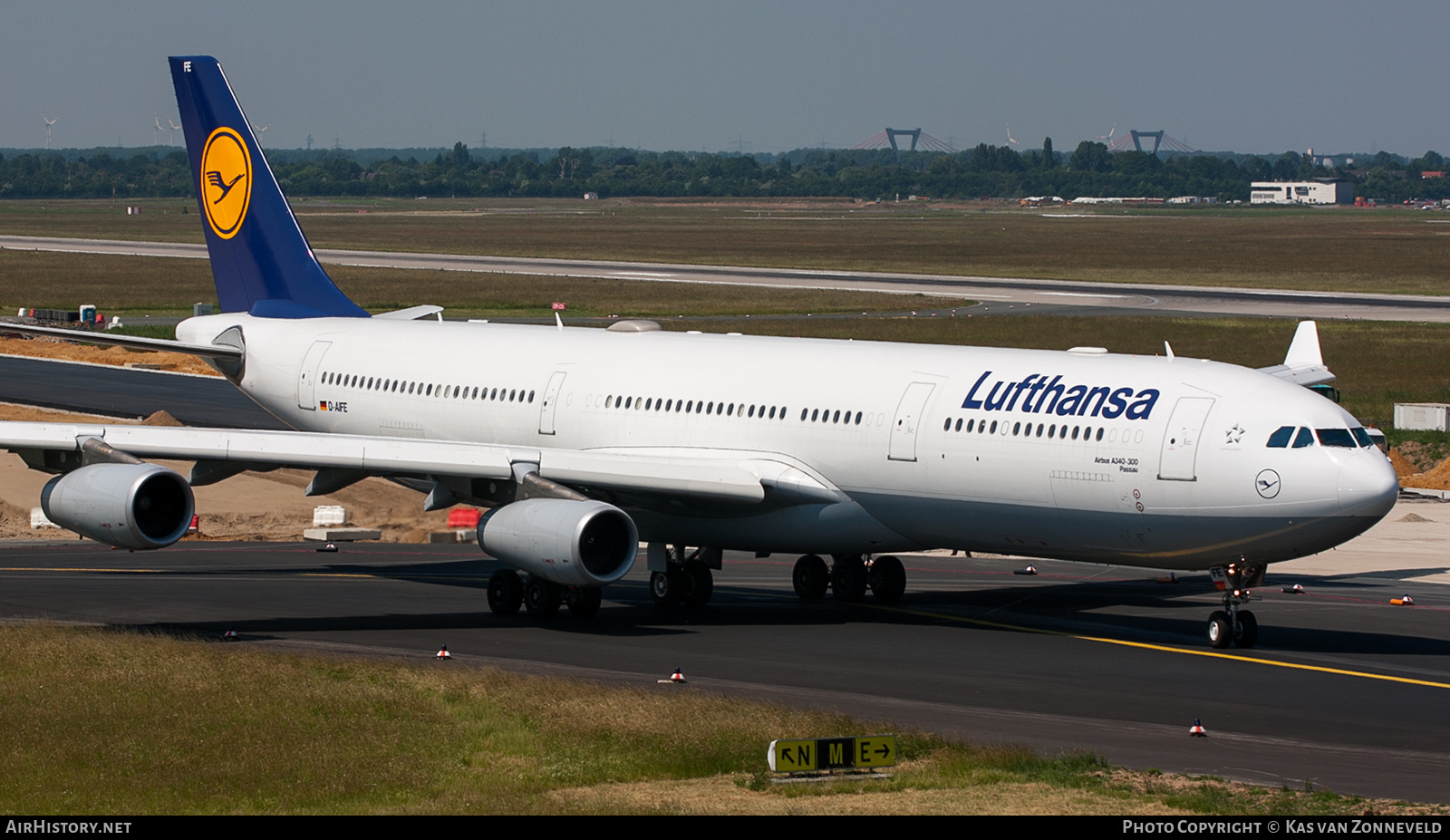Aircraft Photo of D-AIFE | Airbus A340-313 | Lufthansa | AirHistory.net #372992