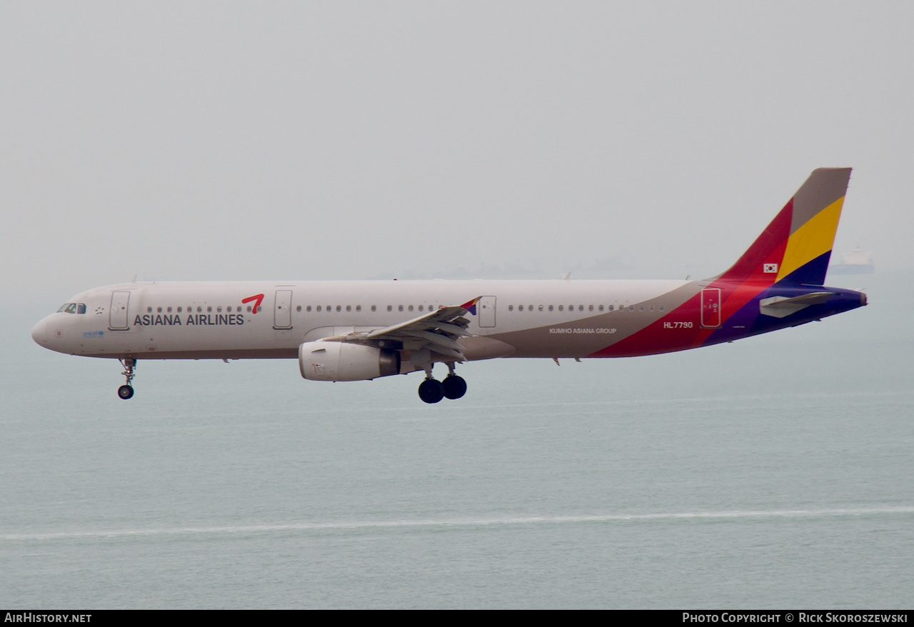 Aircraft Photo of HL7790 | Airbus A321-231 | Asiana Airlines | AirHistory.net #373007