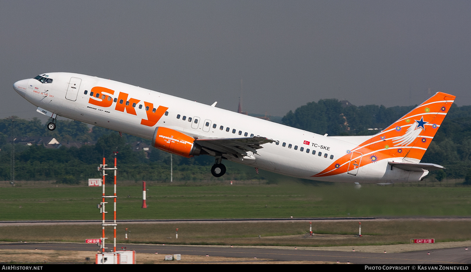 Aircraft Photo of TC-SKE | Boeing 737-4Q8 | Sky Airlines | AirHistory.net #373014