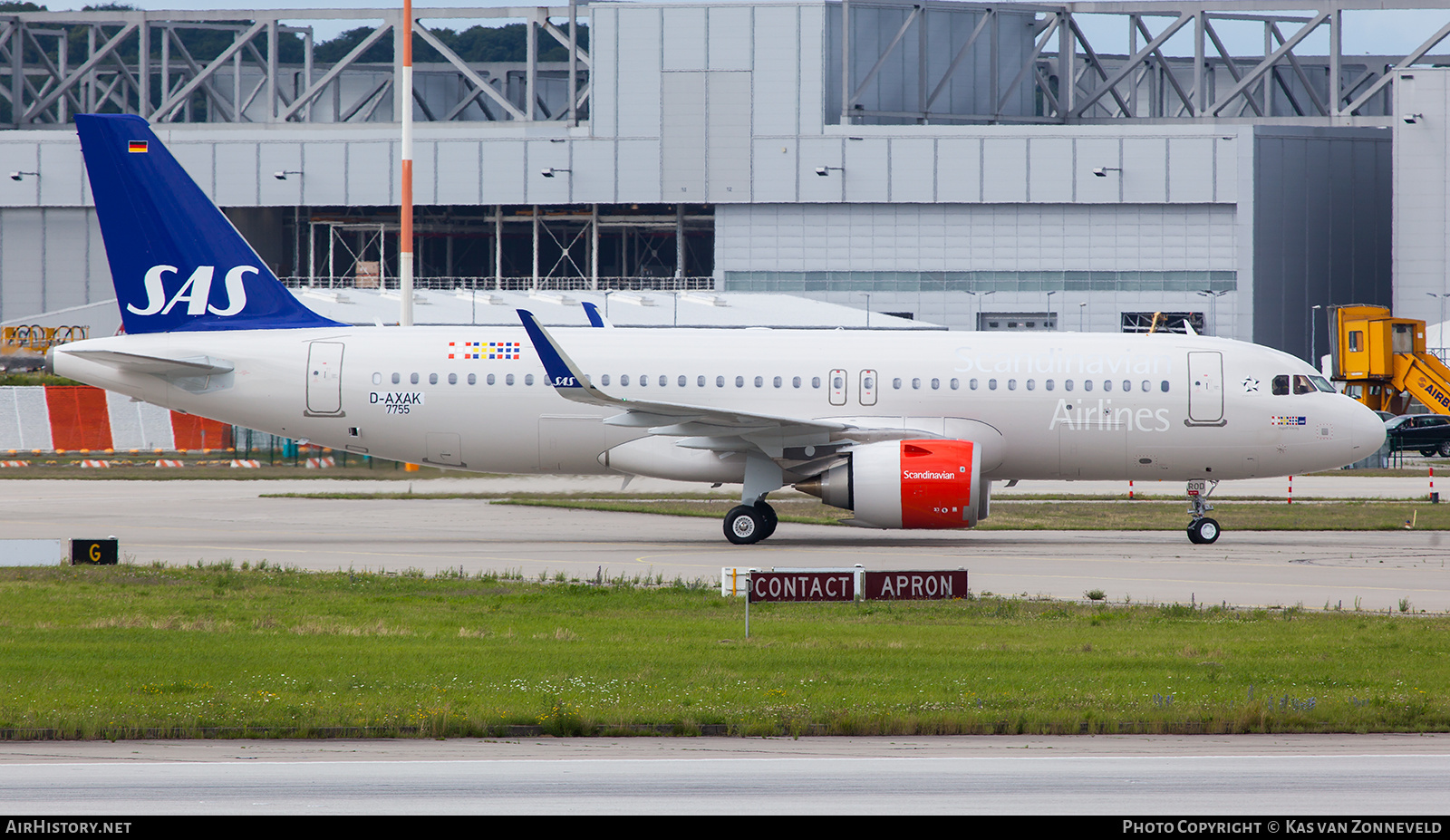 Aircraft Photo of D-AXAK | Airbus A320-251N | Scandinavian Airlines - SAS | AirHistory.net #373074