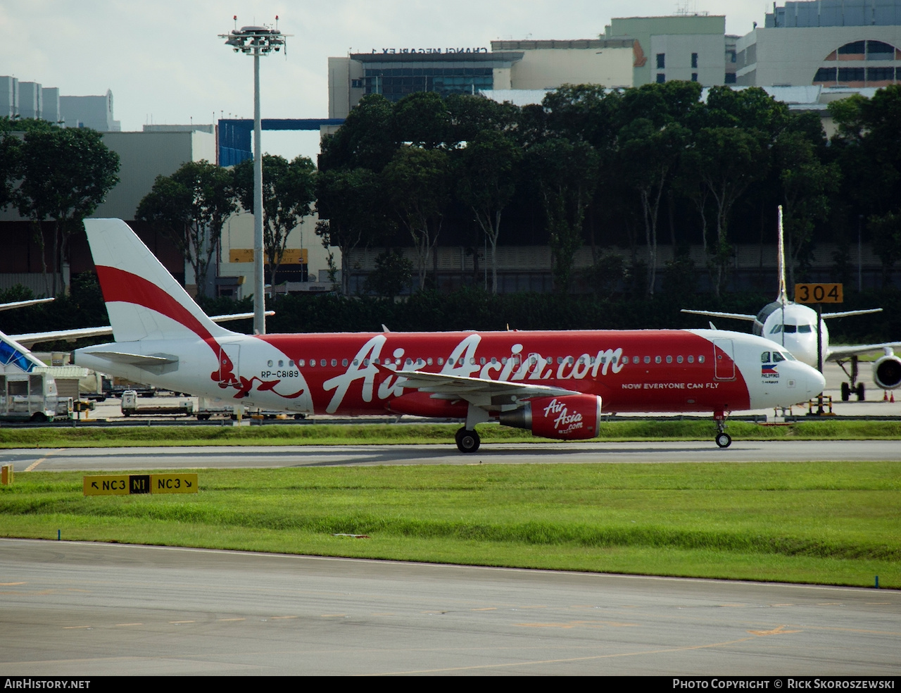 Aircraft Photo of RP-C8189 | Airbus A320-216 | AirAsia | AirHistory.net #373154