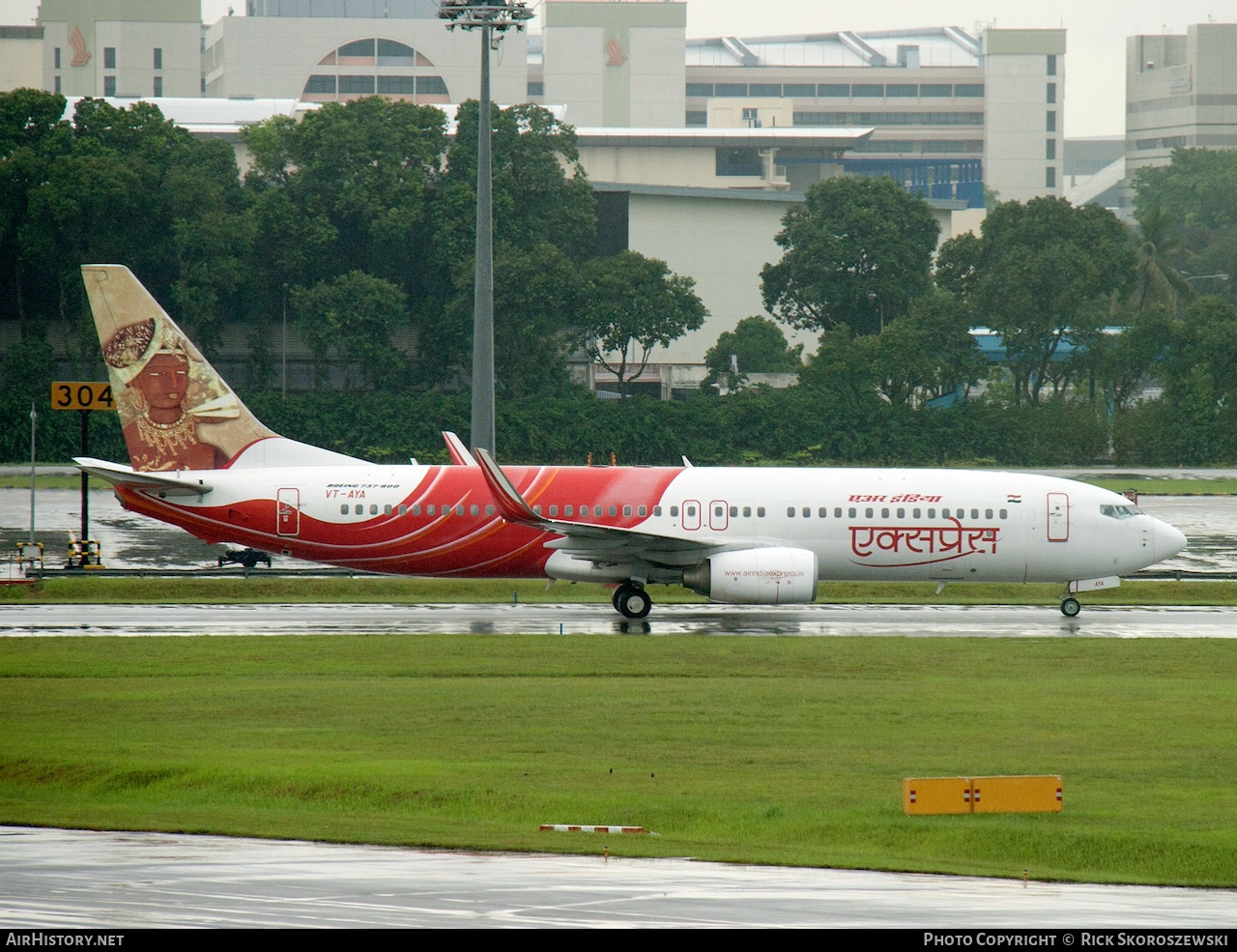 Aircraft Photo of VT-AYA | Boeing 737-8HG | Air India Express | AirHistory.net #373158