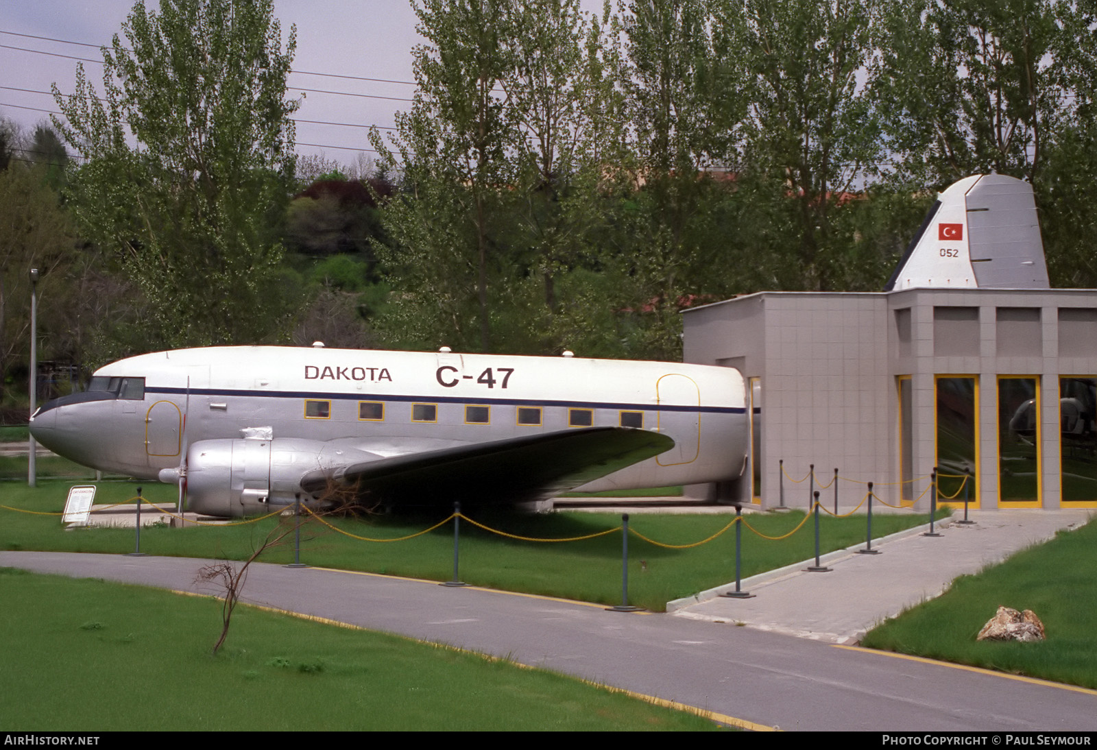 Aircraft Photo of 052 | Douglas C-47A Skytrain | Turkey - Air Force | AirHistory.net #373165