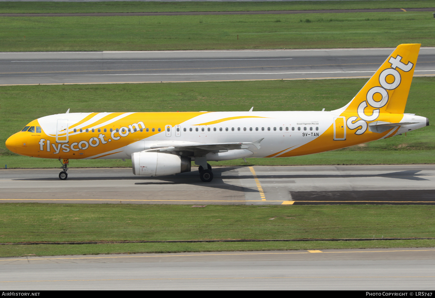 Aircraft Photo of 9V-TAN | Airbus A320-232 | Scoot | AirHistory.net #373178