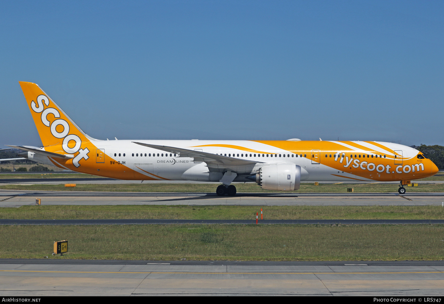 Aircraft Photo of 9V-OJH | Boeing 787-9 Dreamliner | Scoot | AirHistory.net #373183