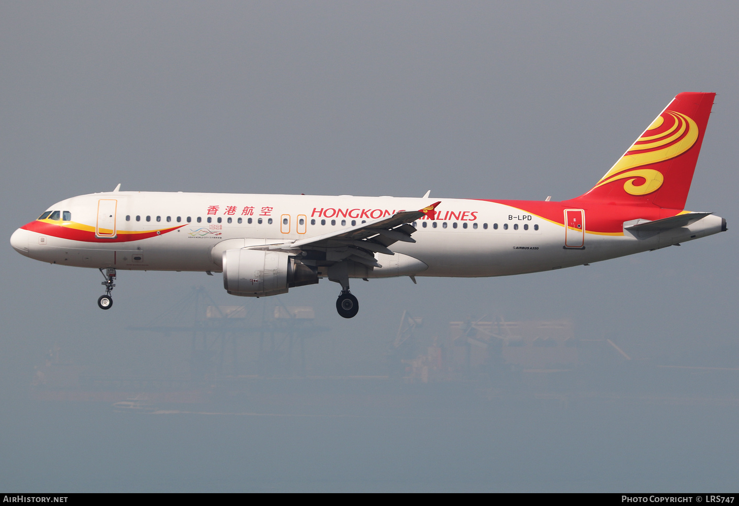 Aircraft Photo of B-LPD | Airbus A320-214 | Hong Kong Airlines | AirHistory.net #373211
