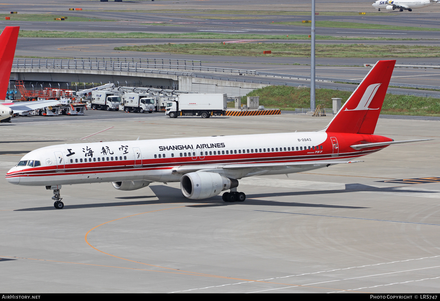 Aircraft Photo of B-2843 | Boeing 757-26D | Shanghai Airlines | AirHistory.net #373238