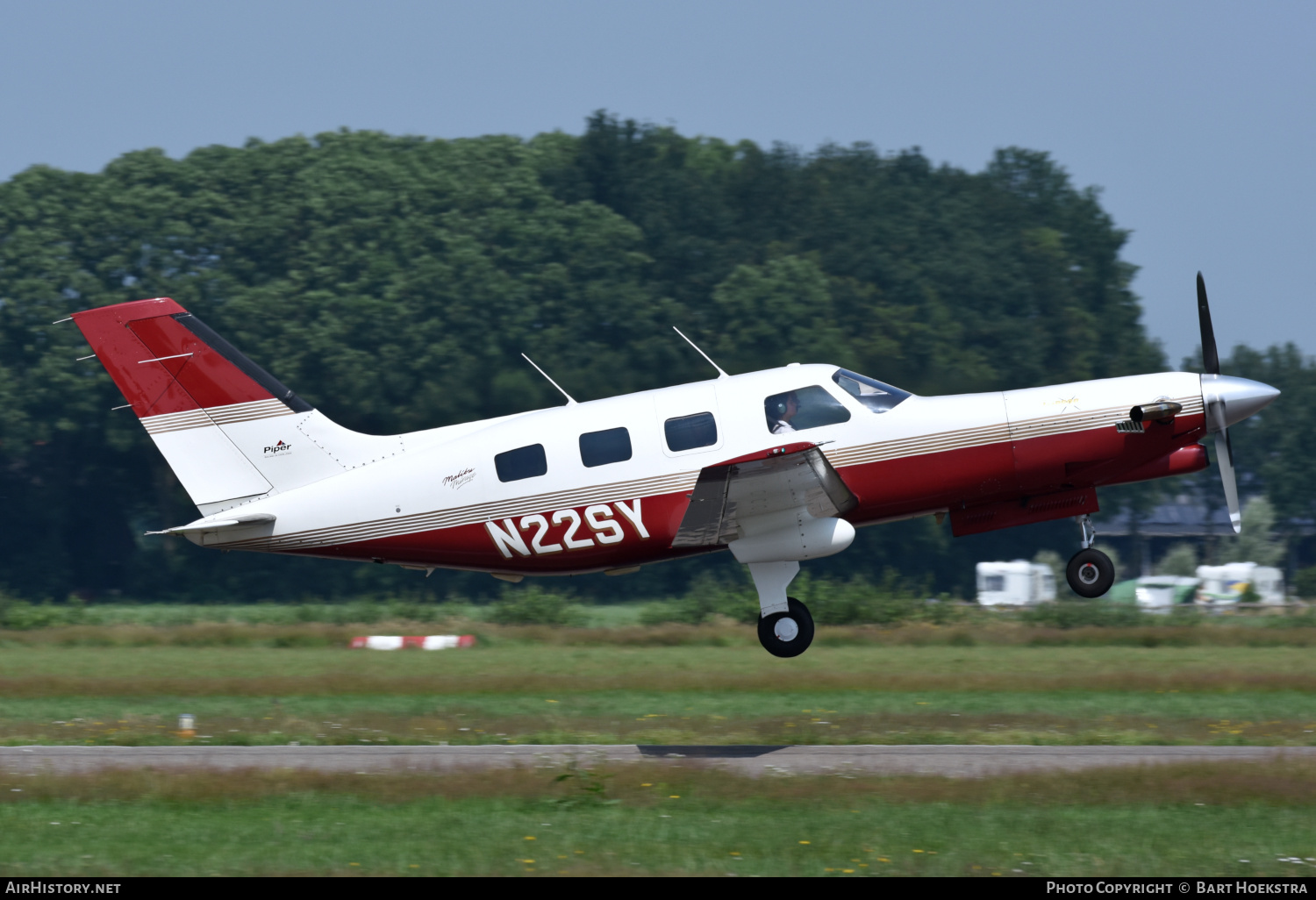 Aircraft Photo of N22SY | Piper PA-46-350P Malibu Mirage/Jetprop DLX | AirHistory.net #373252