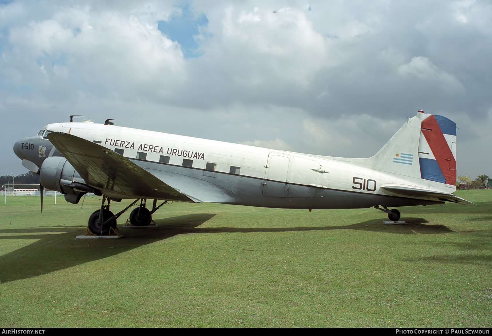 Aircraft Photo of 510 / T-510 | Douglas C-47A Skytrain | Uruguay - Air Force | AirHistory.net #373255